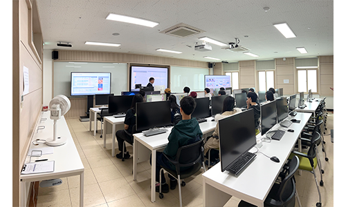 Hybrid Class Room 01