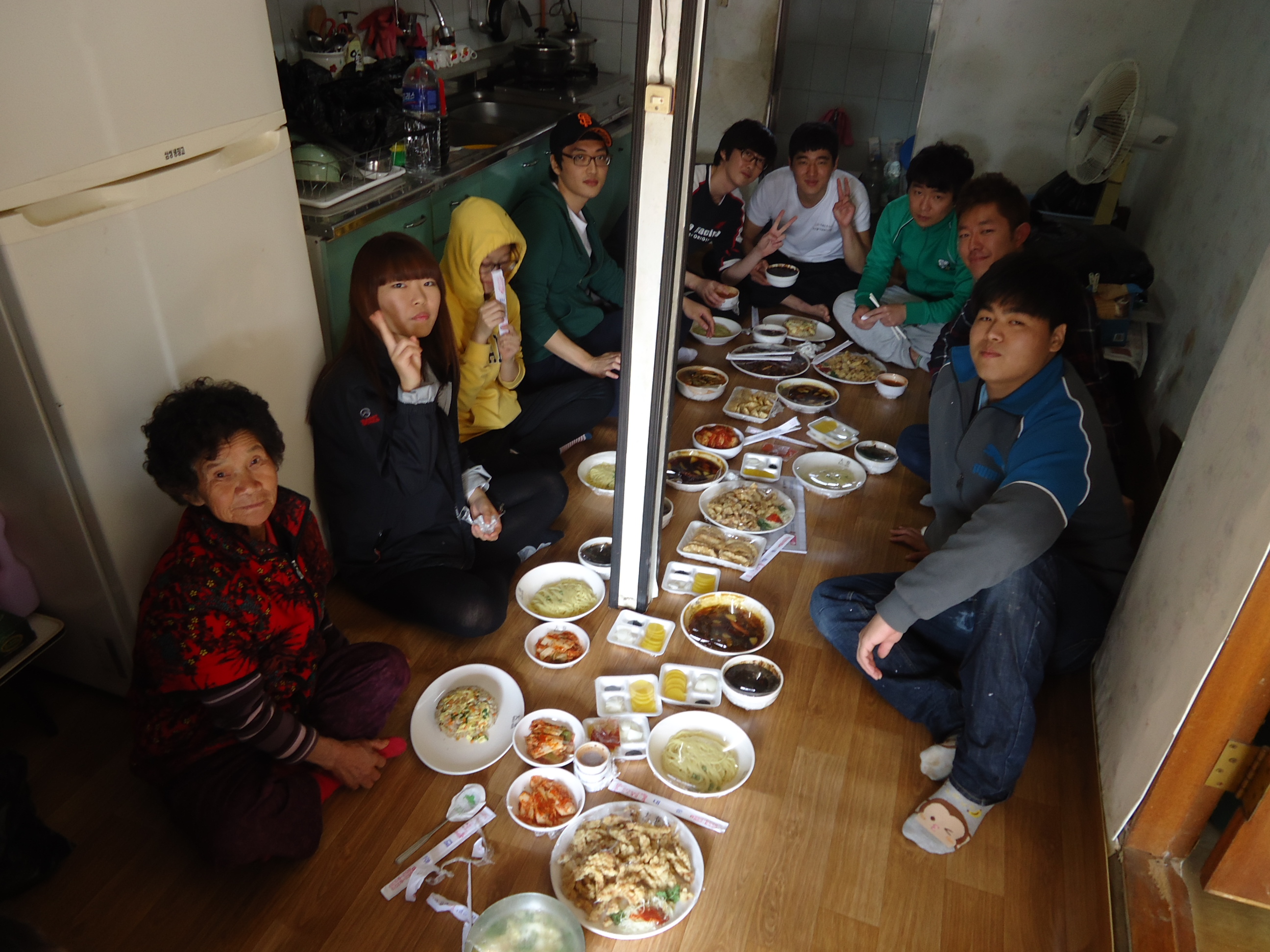 건축공학과 "Loving Friends" 봉사동아리 봉사활동(2012.11.10)