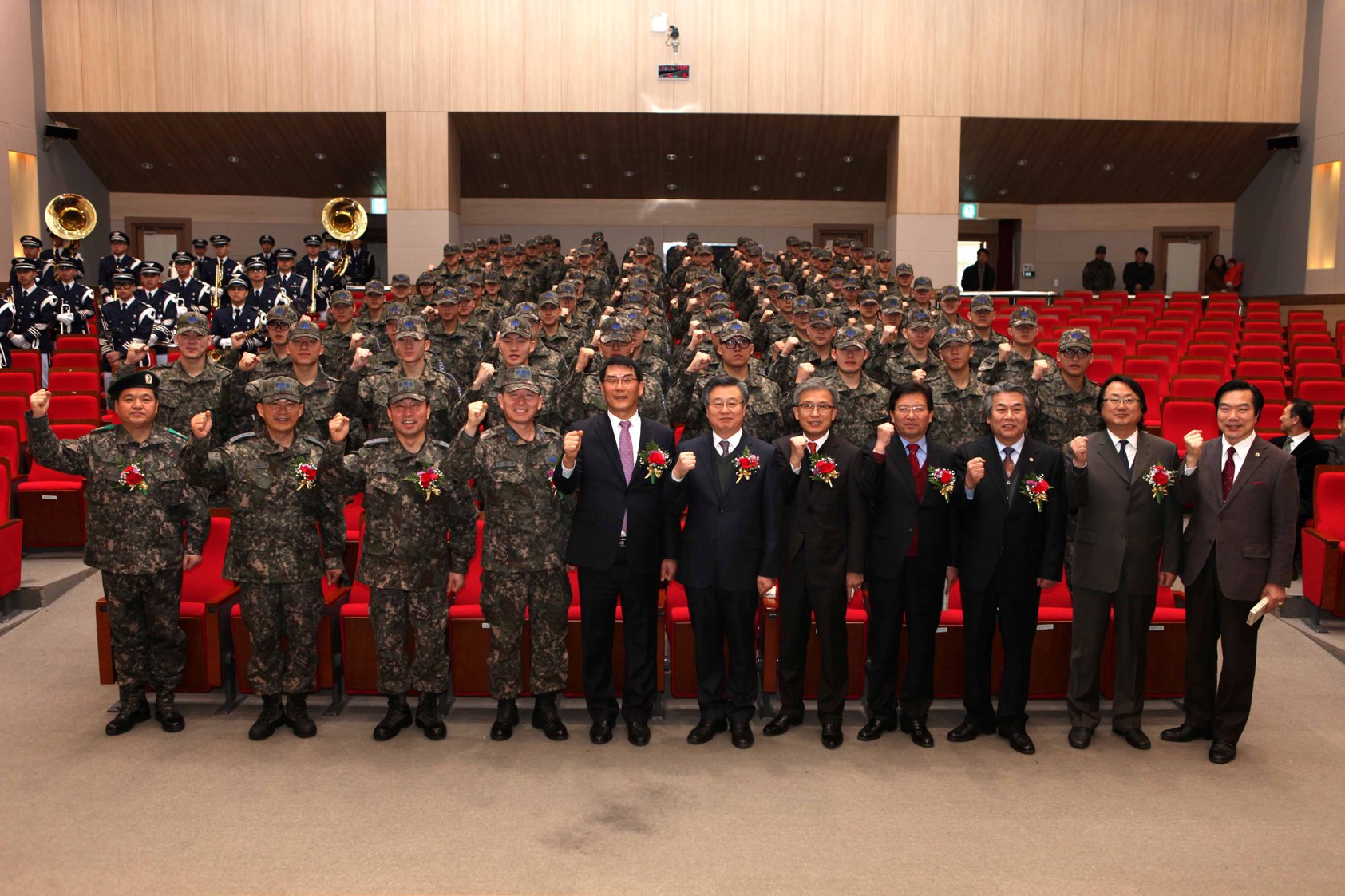 공군학군단(ROTC) 창설 1주년 기념식 개최