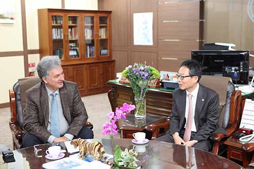 우즈베키스탄 타쉬켄트정보기술대학교  Sabirjan Yusupov 국제교류처장 방문