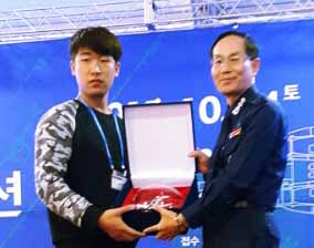 항공운항학과 2학년 김태현 학생 2015 공군참모총장배 항공전투 시뮬레이션 대회 우승