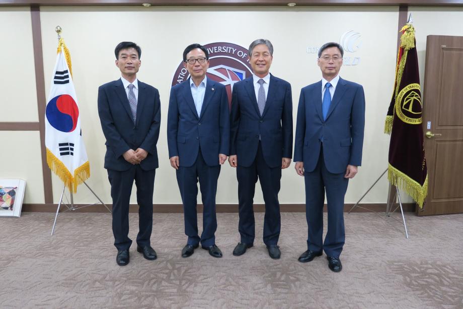 (주)홍익기술단 · (주)상우기술단 · (주)기성이엔씨 대표,  한국교통대에 발전기금 3천 500만원 기탁