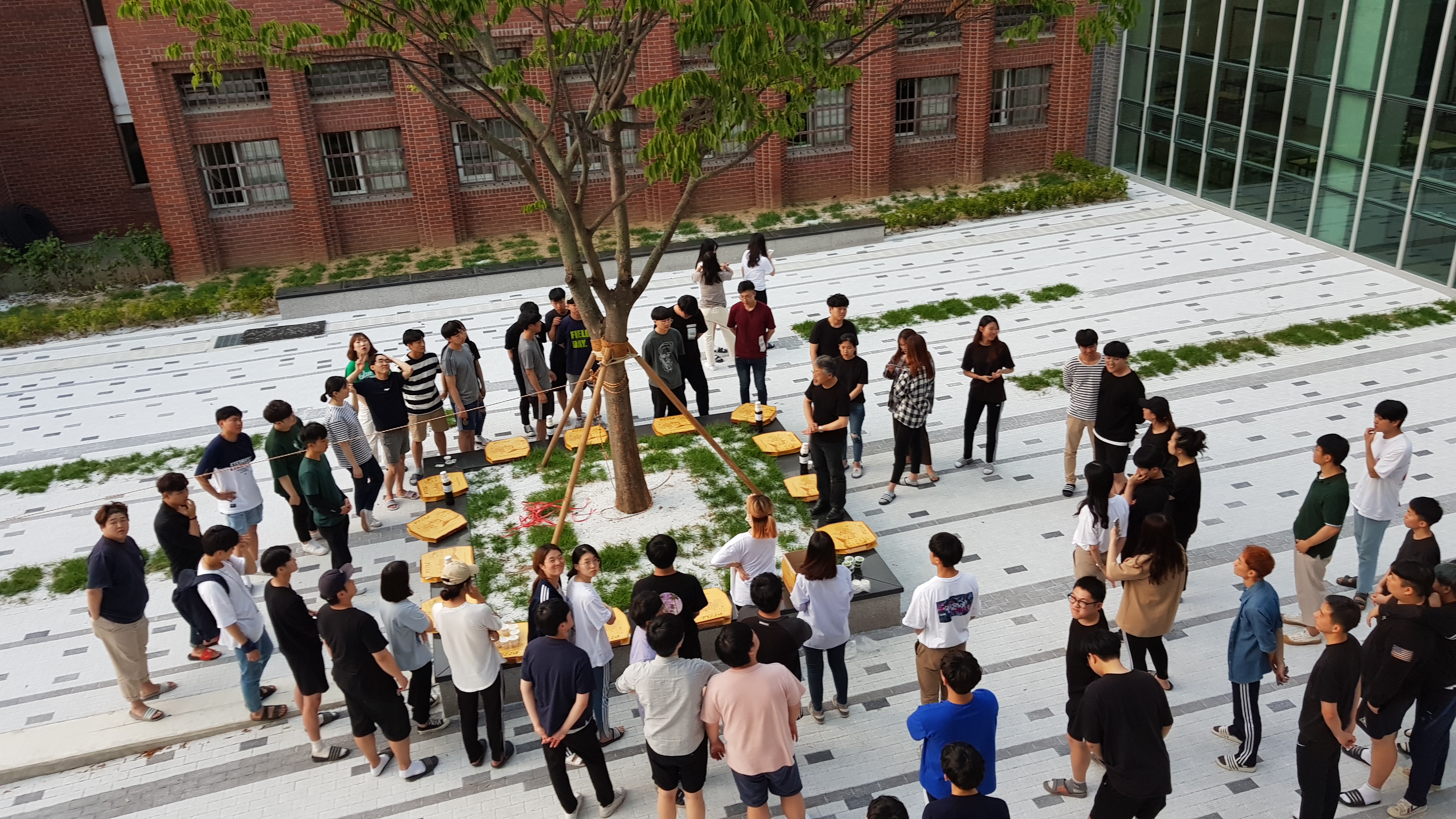 졸업전시 전 건축학전공 화합의 장
