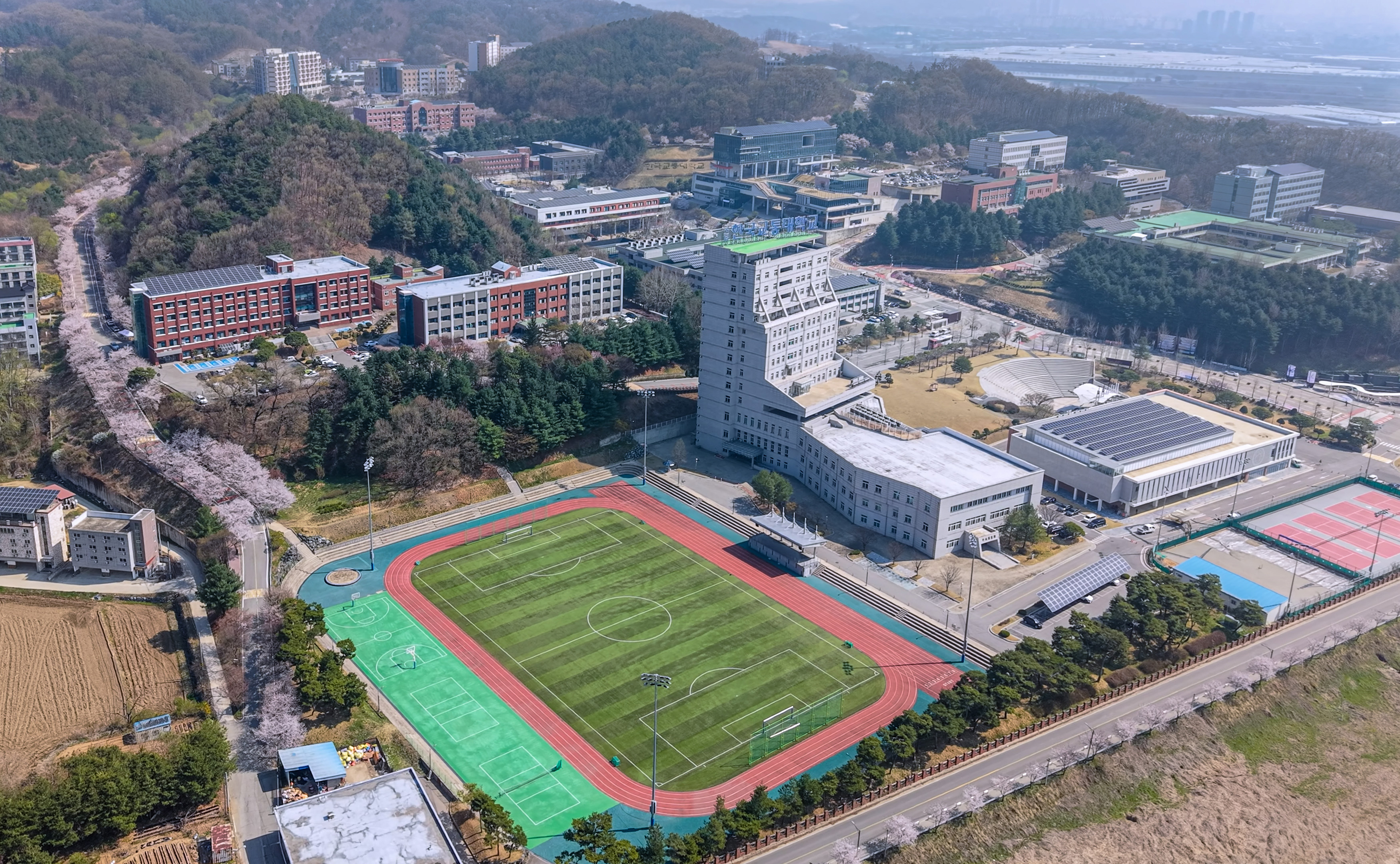 충주캠퍼스(봄)