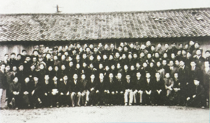 1952년 교통고등학교 졸업사진