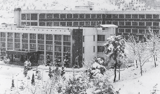 1979년 3월 1일 충주공업전문대학으로 개편(2년제)